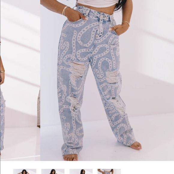 Chained in denim jeans - Picture 3 of 5